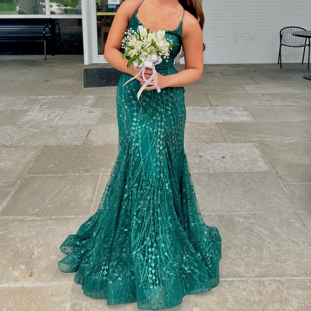 Green Sparkling Prom dress Size Small/Medium